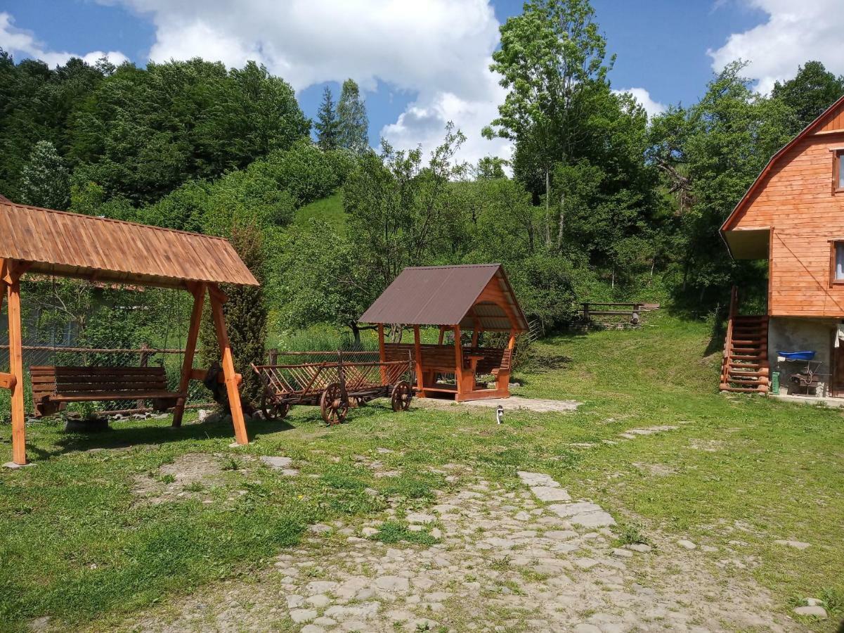 Верховинський Котедж Bukovets ภายนอก รูปภาพ